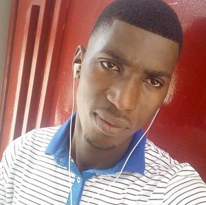 Meet your Posher, Ange pierre